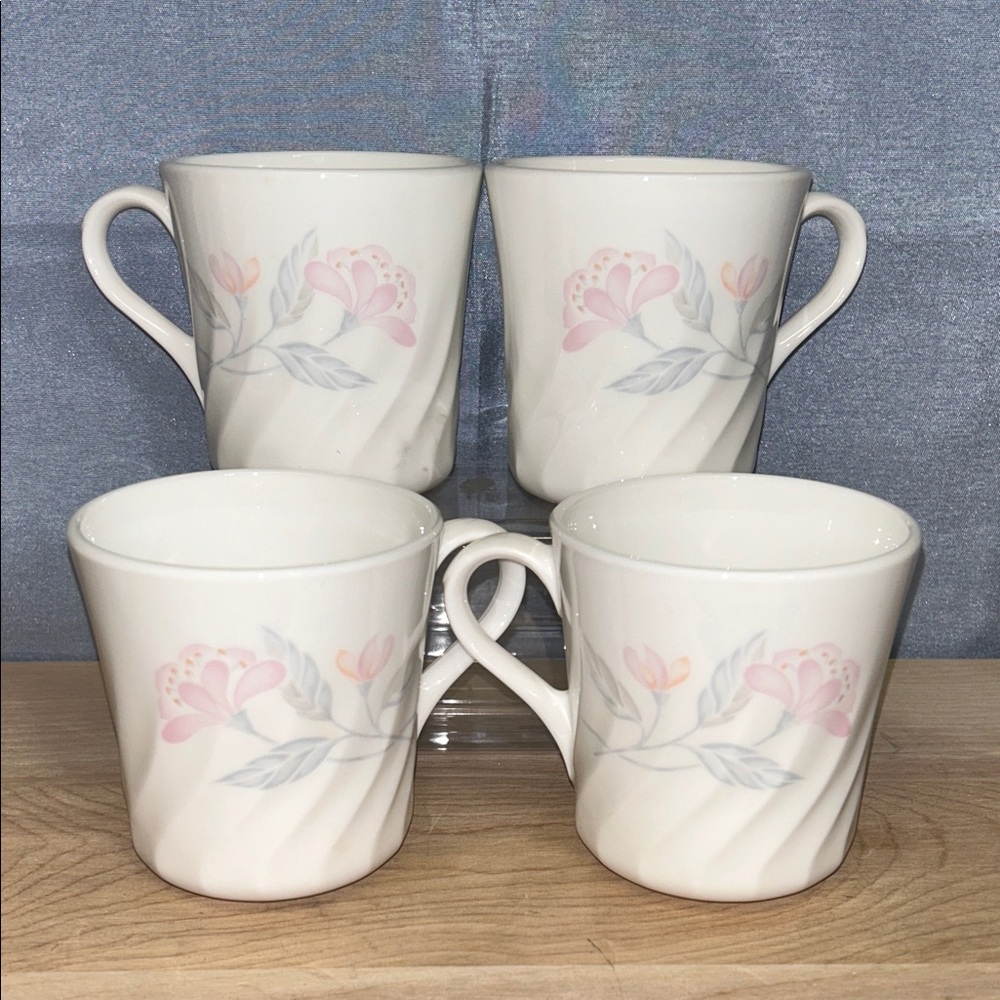 Corelle by Corningware PINK TRIO Coffee Tea Mug 11 oz Set of 4